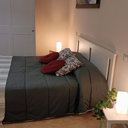 Cozy House Con Corte Privata In Centro Storico Aq LʼAquila Exterior foto